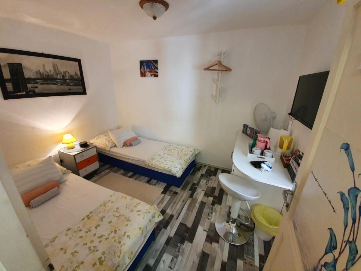 Room With Shared Bathroom House Gorica Šibenik Buitenkant foto